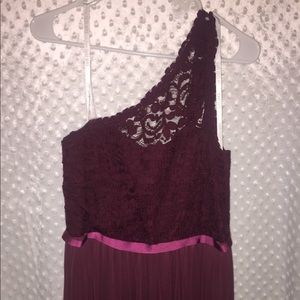 David’s long bridal dress